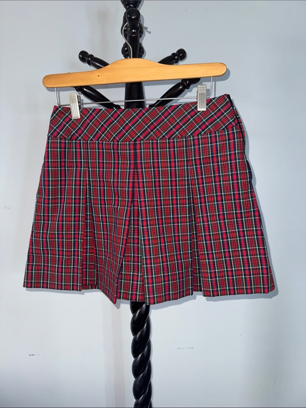 Red Plaid Pleated Mini Skirt - Women's Schoolgirl Style 34.T